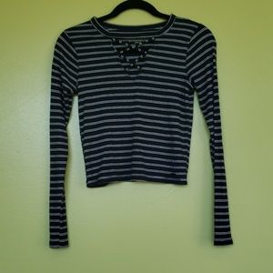 ❌️SOLD❌️: Hollister Longsleeve Navy Striped Crop Top